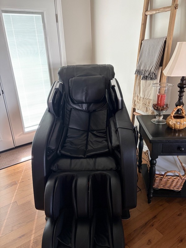 Daiwa Legacy 3d Full Body Massage Chair gallery