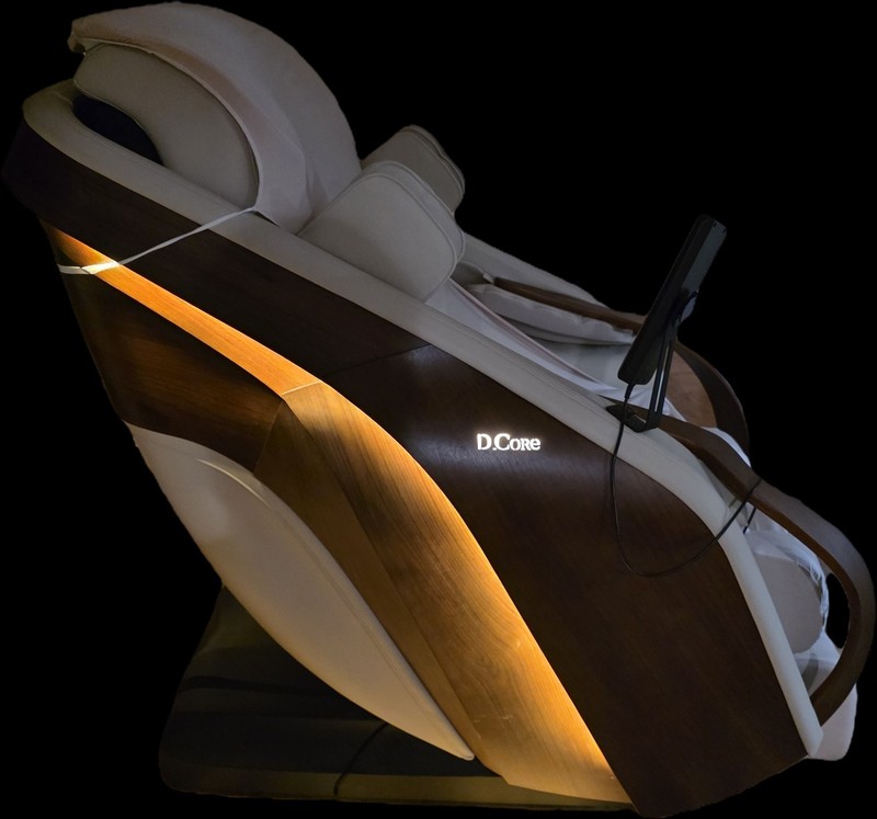 D Core Cirrus Massage Chair MSRP $13,000 gallery