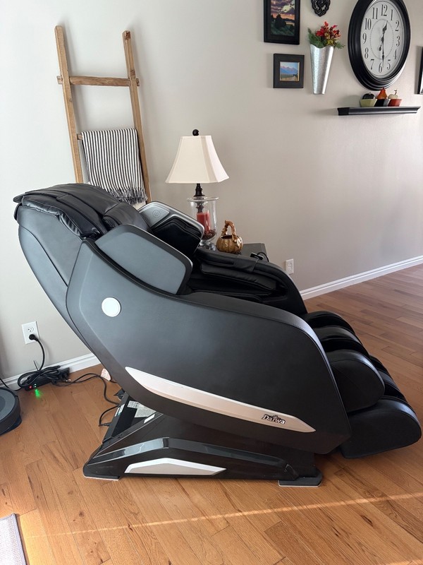 Daiwa Legacy 3d Full Body Massage Chair gallery