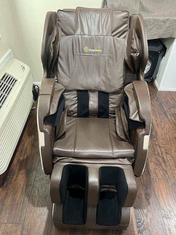 🔥 Real Relax Full Body Massage Chair – Excellent Condition 🔥 gallery