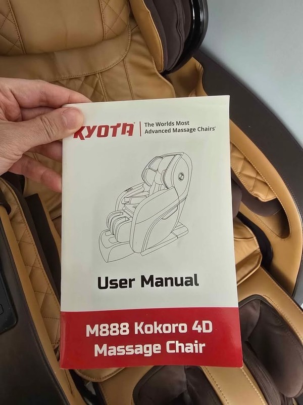 Kyota M888 Kokoro 4D Massage Chair - Grade A - Beige/Brown gallery