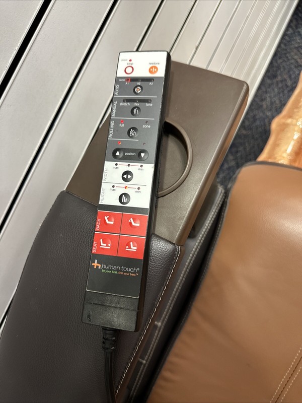 human touch massage chair With A Tab gallery