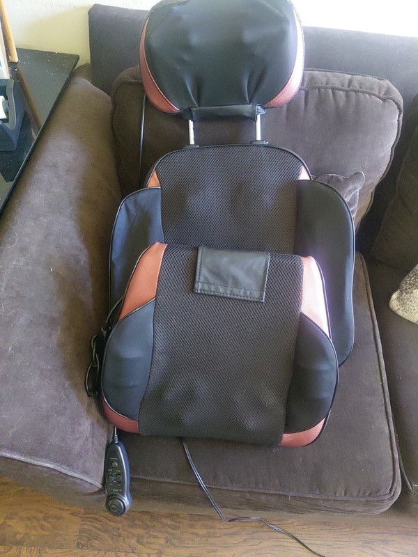 C-Z60w Massage Chair gallery