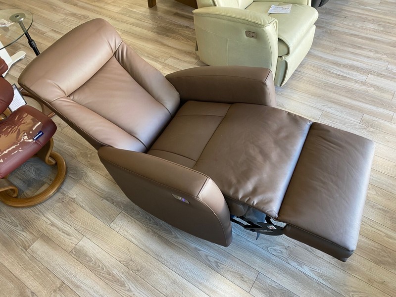 IMG Prince RM301 Large Power Relaxer Recliner Chair Prime P318 Chocolate Leather