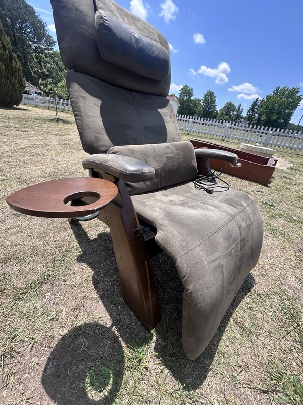 Human Touch Perfect Chair Zero Gravity Recliner gallery