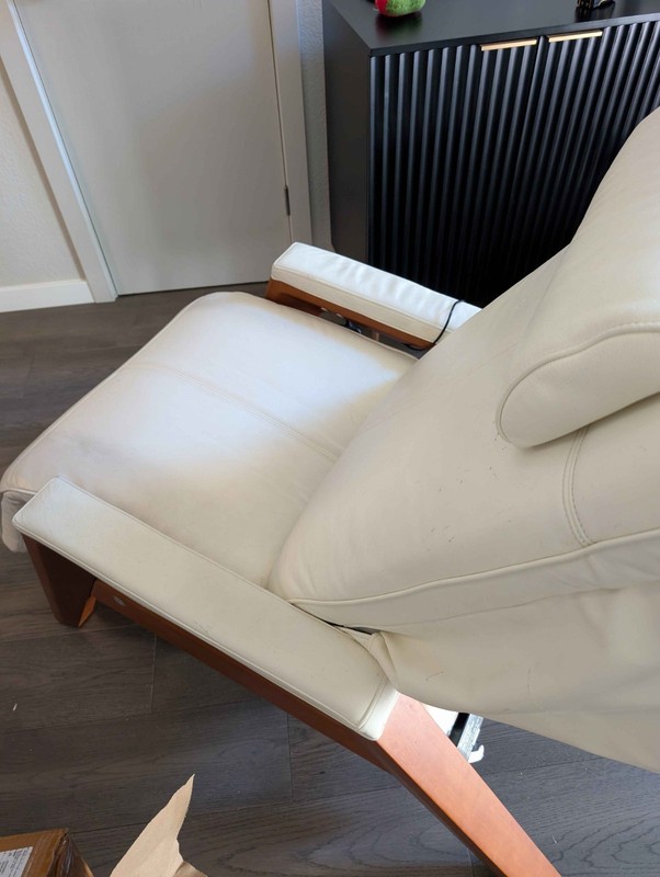 Human Touch Gravis ZG Zero-Gravity Leather Massage Chair White gallery