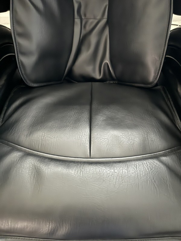 Fujiiryoki CYBER-RELAX SKS-1850 Massage Chair Made In Japan $̶2̶5̶0̶0̶ gallery