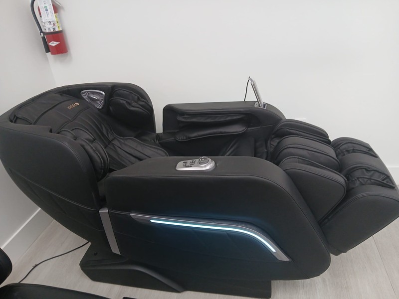iRest Full Body Zero Gravity Massage Chair w/ Heat Foot Calf Arm Massage gallery