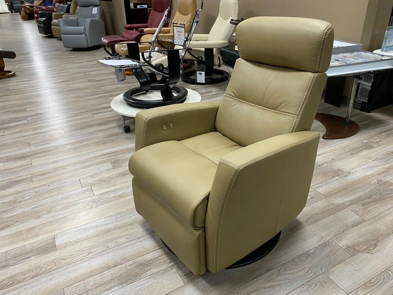 IMG Divani RM125 Small Power Relaxer Recliner Chair Trend T408 Sand Leather USB gallery