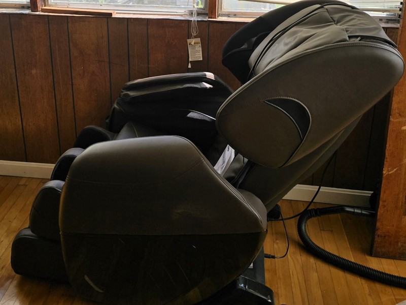 eSmart LC3100 Electric Heated Reclining Massage Chair Zero Gravity Faux Leather gallery