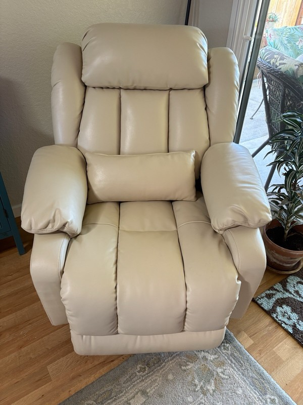 Pristine Leather Massage Chair With Heat & Massage & Lift