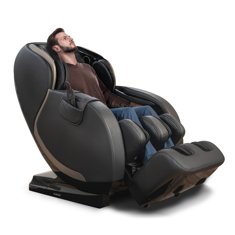 RELAXONCHAIR YUKON-4D Massage Chair (Black) [New in Box]