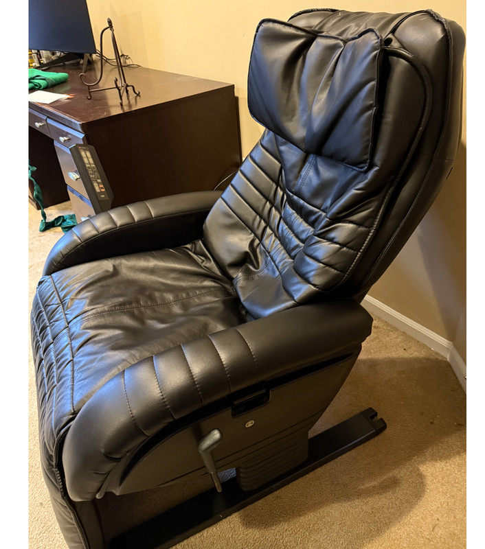 Shiatsu Massage Chair Recliner Full Body Electric Leather Office Chair Pickup gallery