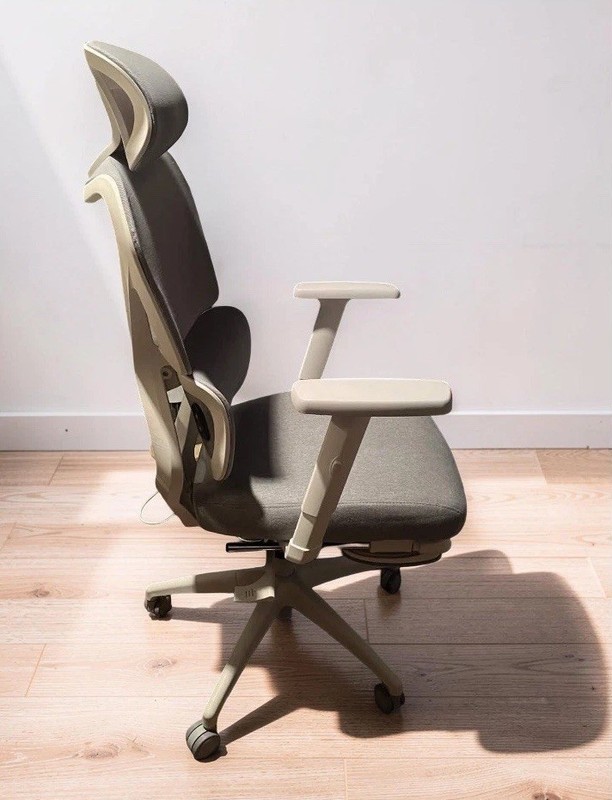 Sharper Image S-850 Mesh Massage Office Chair With Back Massager With Heat White gallery