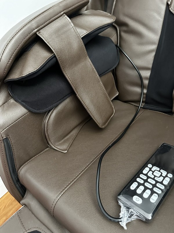 Real Relax Full Body Shiatsu Massage Chair Recliner ZERO GRAVITY Foot Rest gallery