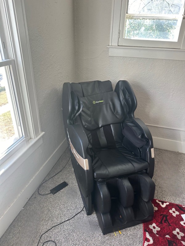 Real Relax Full Body Shiatsu Massage Chair Recliner ZERO GRAVITY Foot Rest gallery