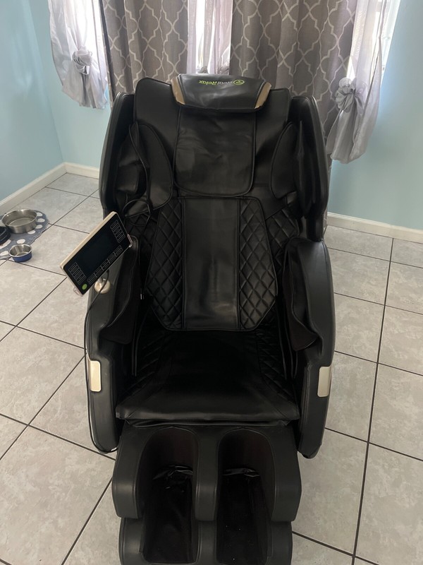 Real Relax Massage Chair S Track Recliner Smart Voice Controller Zero Gravity gallery