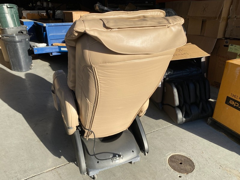 Osaki Titan OS-3000 Chiro Massage Chair Recliner in Cream / Taupe gallery