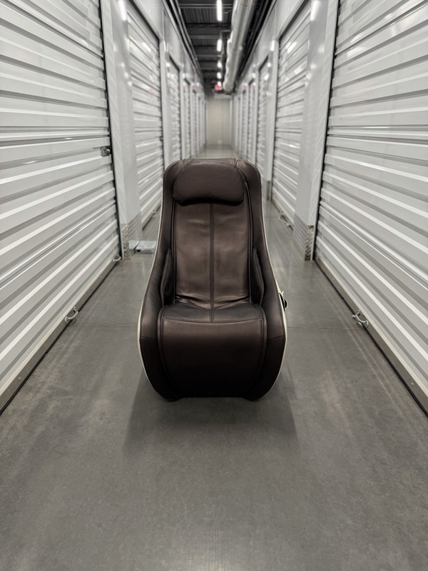 Synca Wellness Luxury Massage Chair Zero Gravity Heated Recliner Brown/White 9.5