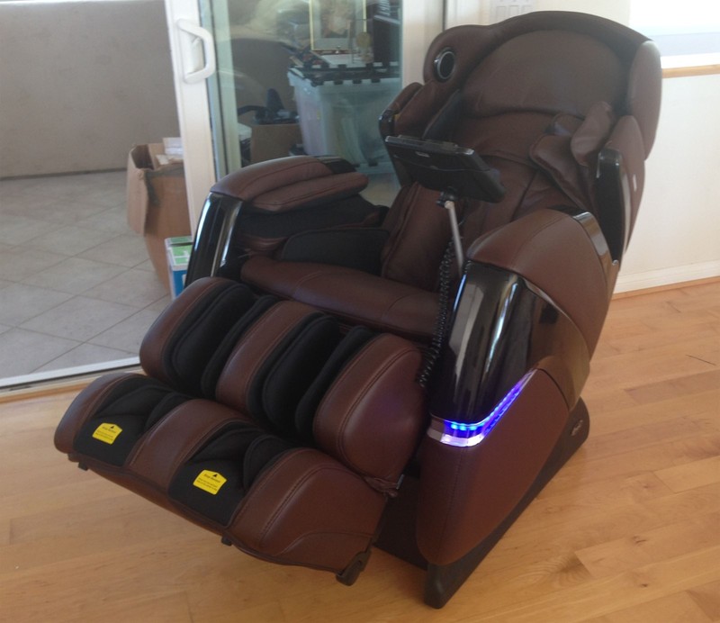 Osaki OS-3D Pro Cyber 3D Zero Gravity Massage Chair Recliner (Brown)