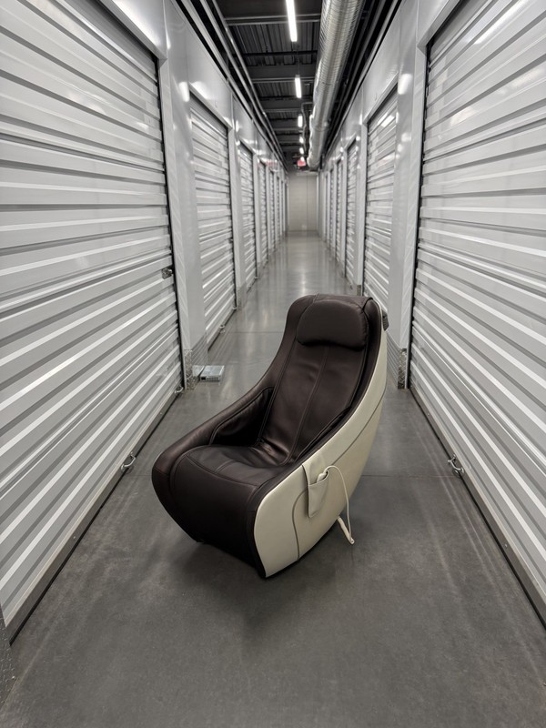 Synca Wellness Luxury Massage Chair Zero Gravity Heated Recliner Brown/White 9.5 gallery