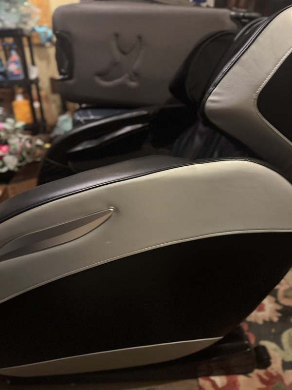 Real Relax Zero Gravity Full Body Massage Recliner Chair - Black leather gallery