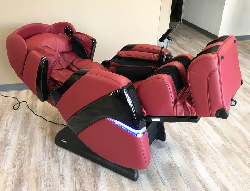 Open Box Red Osaki Pro Cyber Zero Gravity Massage Chair Recliner + Warranty