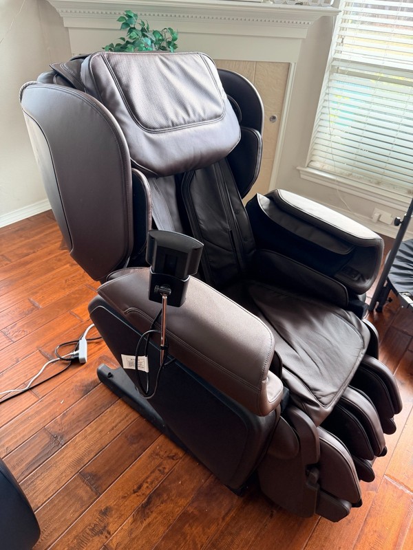 Synca KAGRA 4D Massage Chair, Brown Upholstery, Zero-G Massage gallery