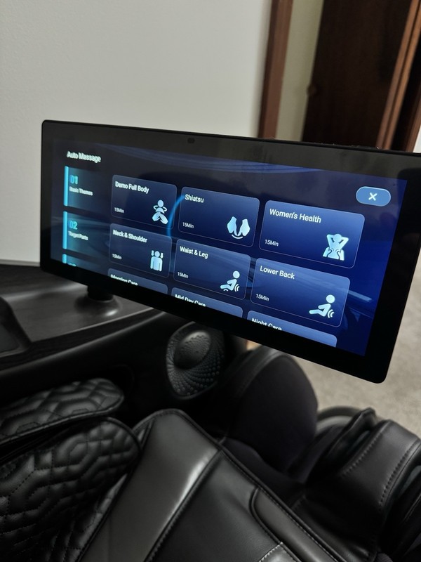 Osaki Platinum 4D Escape Duo Massage Chair - 6 Months Old, Super Light Use! gallery
