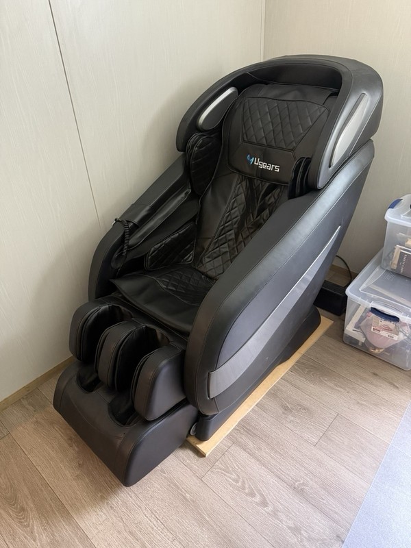 UGears Black Electric Massage Chair Zero Gravity Shiatsu SL Track gallery