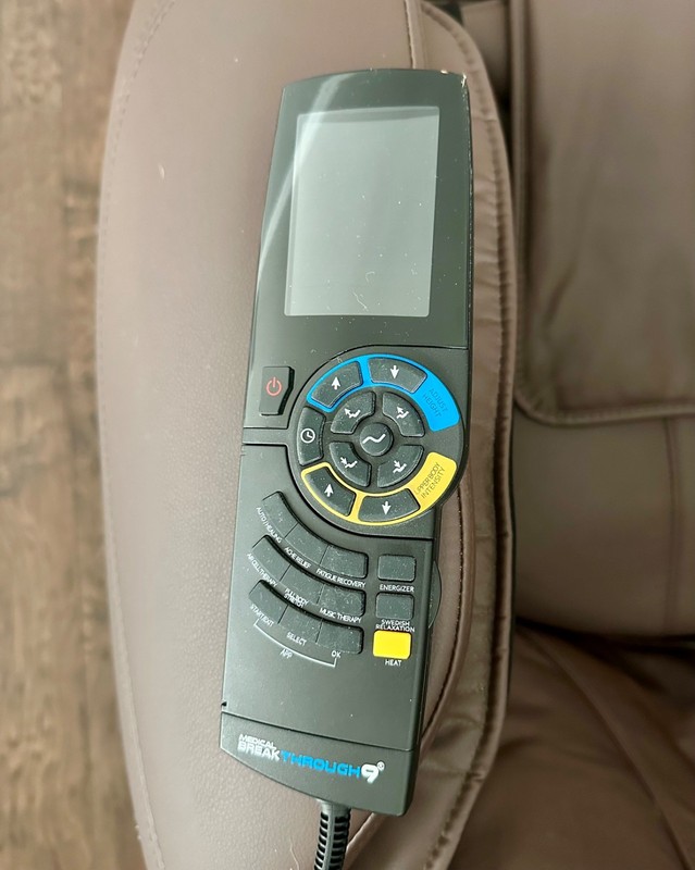 Premium Massage Chair - Medical Breakthrough Model 9 - Full Body, Zero Gravity gallery