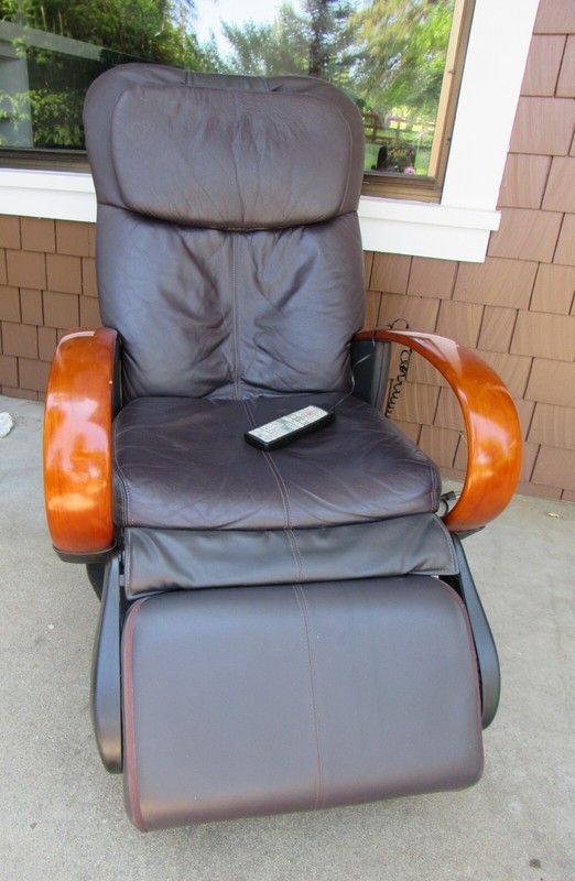 Working HTT-10CRP Full Body Roller Massage Chair Recliner Lounge Nice!!!! gallery