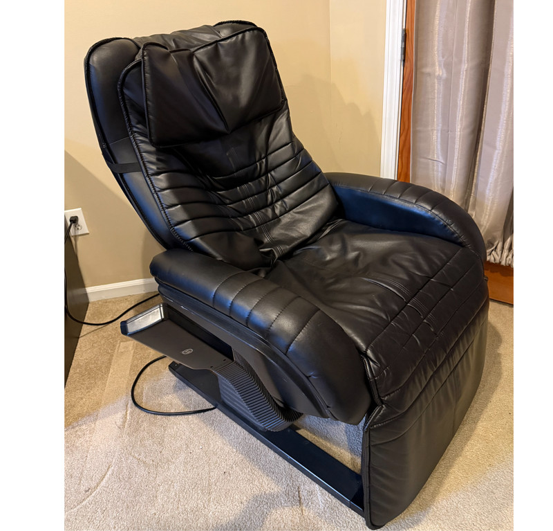 Shiatsu Massage Chair Recliner Full Body Electric Leather Office Chair Pickup gallery
