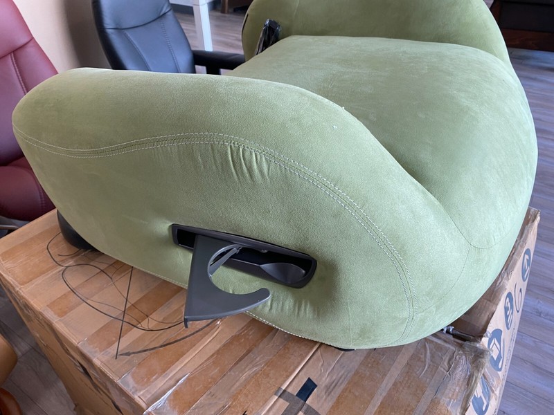 iJoy HT 2720 Green Human Touch Robotic Massage Chair Recliner Seat Cushion gallery
