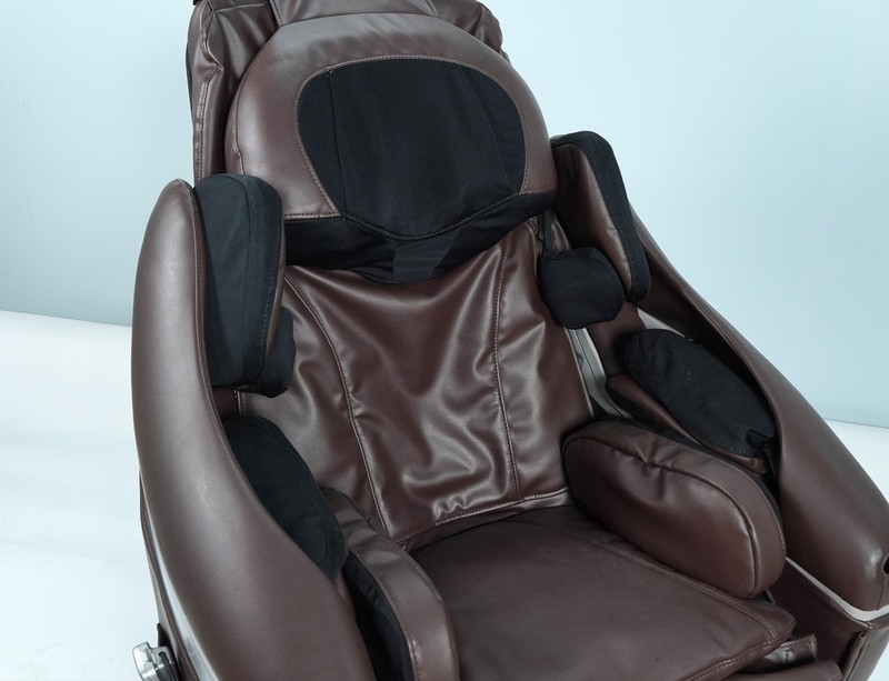 Inada Sogno Dreamwave Massage Chair– Great working - 1 year WRT-Local pickup gallery