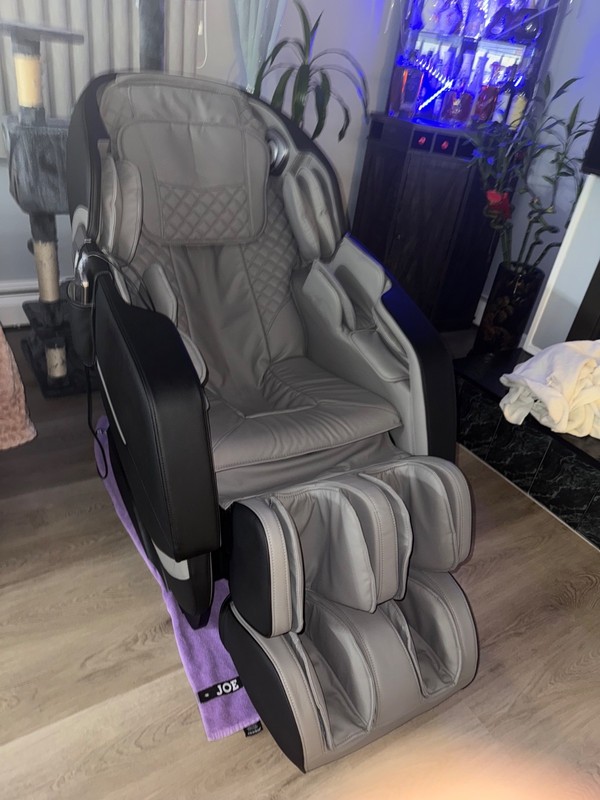 Full Body Zero Gravity Massage Chair gallery
