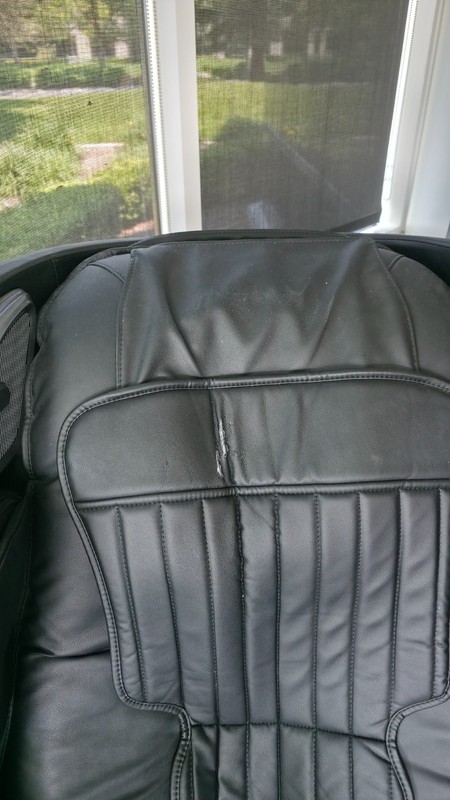 Insignia 3D Zero Gravity Full Body Massage Chair (Model: NS-MGC600BK2) - Black gallery
