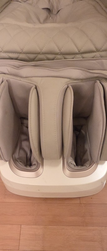 Osaki OS Pro 4D Maestro SL-Track Heated Massage Chair - Beige, Open Box gallery