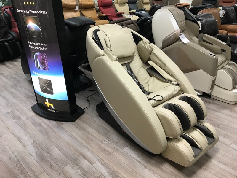 Human Touch Novo XT Full Body Zero Anti Gravity Massage Chair Recliner in Cream