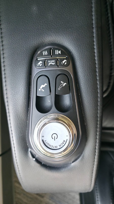 Insignia 3D Zero Gravity Full Body Massage Chair (Model: NS-MGC600BK2) - Black gallery