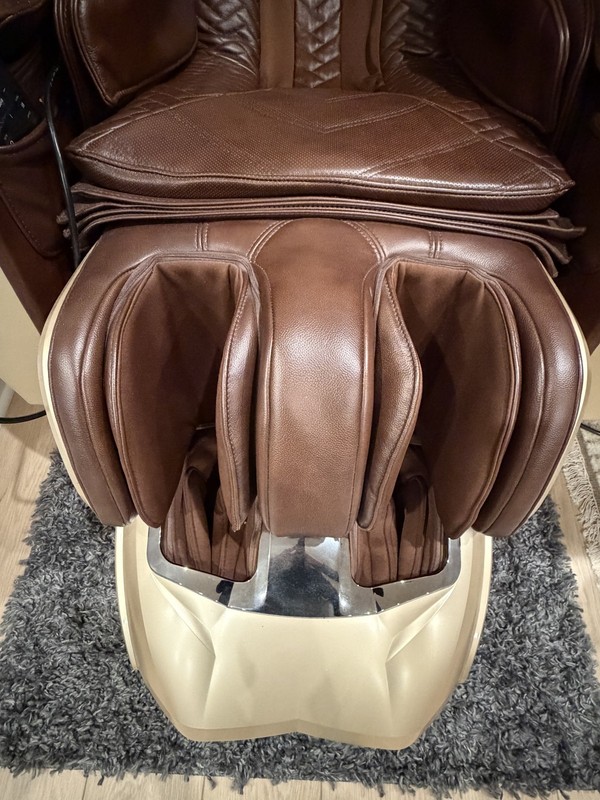 BodyFriend PHARAOH S Brain Massage Full Body Massage Chair Recliner Leather gallery