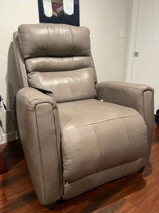 Turbo Socozi Leather Heated Massage Chair