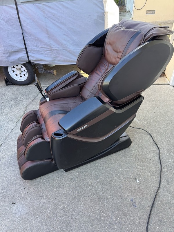 Cozzia CZ-640 Electric Massage Chair, Solid Brown/Black, 1-Seater gallery