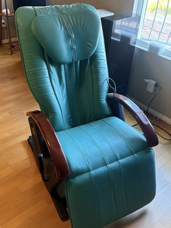OSIM Green Massage Recliner Chair w/ Kneading Rolling Tapping Vibration Timer gallery