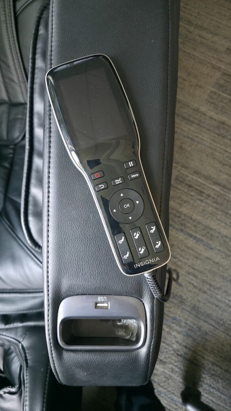 Insignia 3D Zero Gravity Full Body Massage Chair (Model: NS-MGC600BK2) - Black gallery