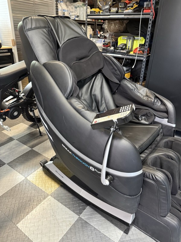 Breakthrough 8 Plus Zero Gravity Black Leather Massage Chair with Remote Control