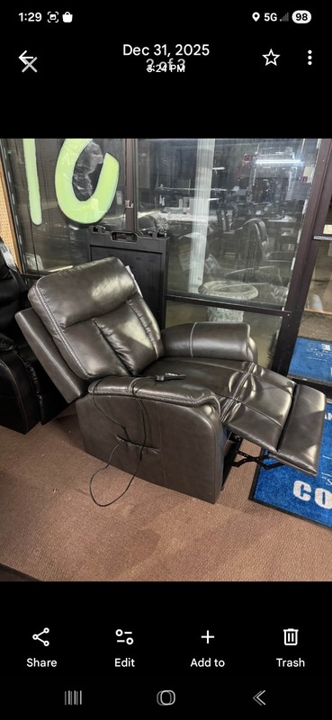 BEHOLD 106L LIFT RECLINER (NEW) (WARRENT Y) gallery