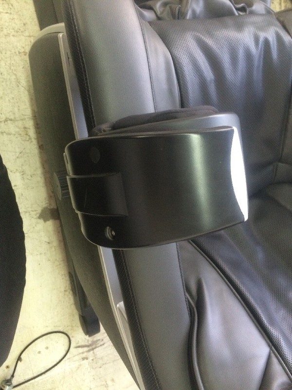 Inada Robo Massage Chair HCP-D5A gallery