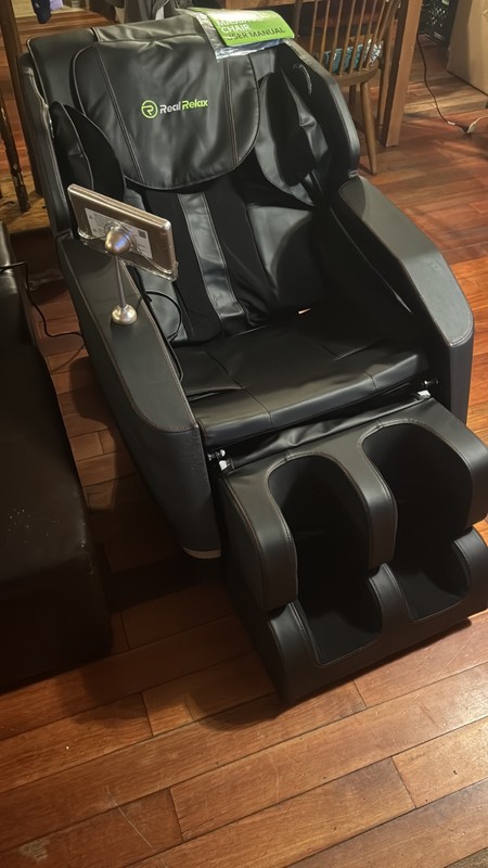 NEW MASSAGE CHAIR!!!, Bluetooth connection, easy to set up gallery
