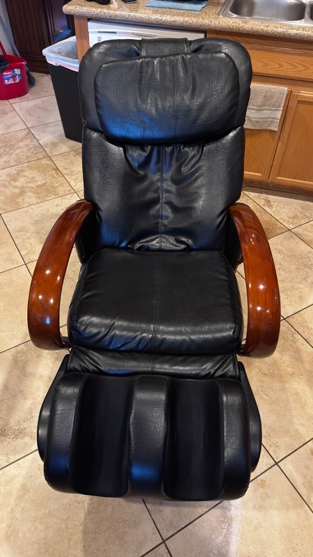 High-quality HTT (Human Touch Technology) massage chair gallery